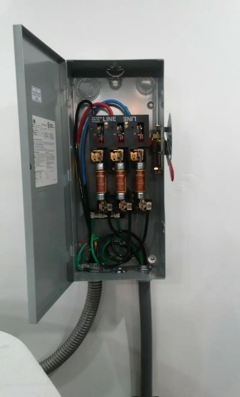 Three-phase disconnect switch installed for Electrical Wiring & Rewiring in Early